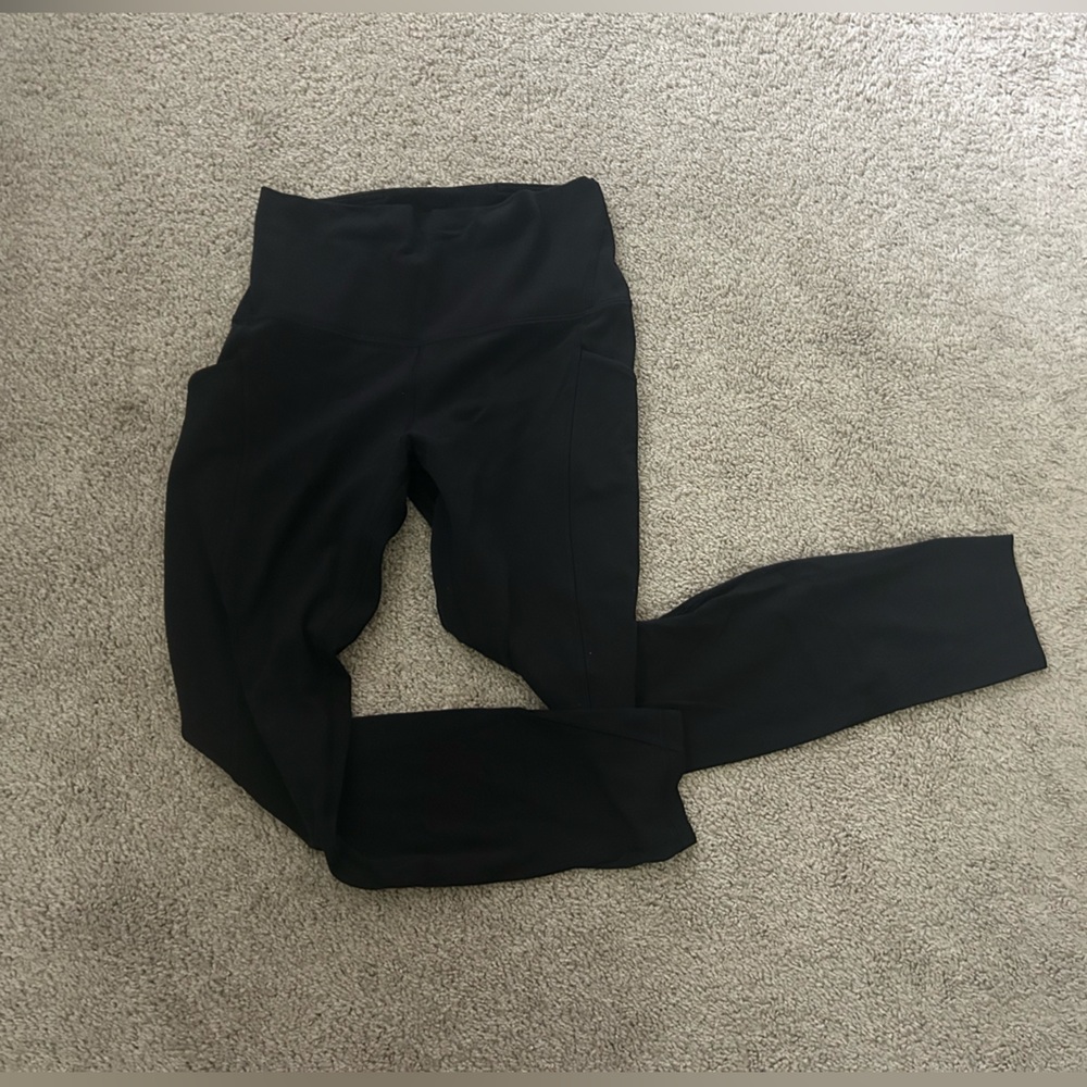 Lululemon Align pants with pockets